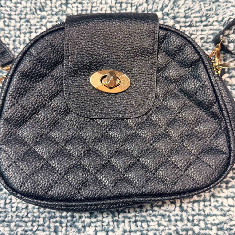Black Quilted Crossbody Bag Gold Turn Lock Triple Zip Shoulder Purse - Picture 2 of 10